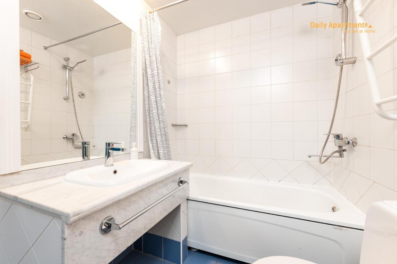 Daily Apartments - Apartment With Bath Talin Exterior foto