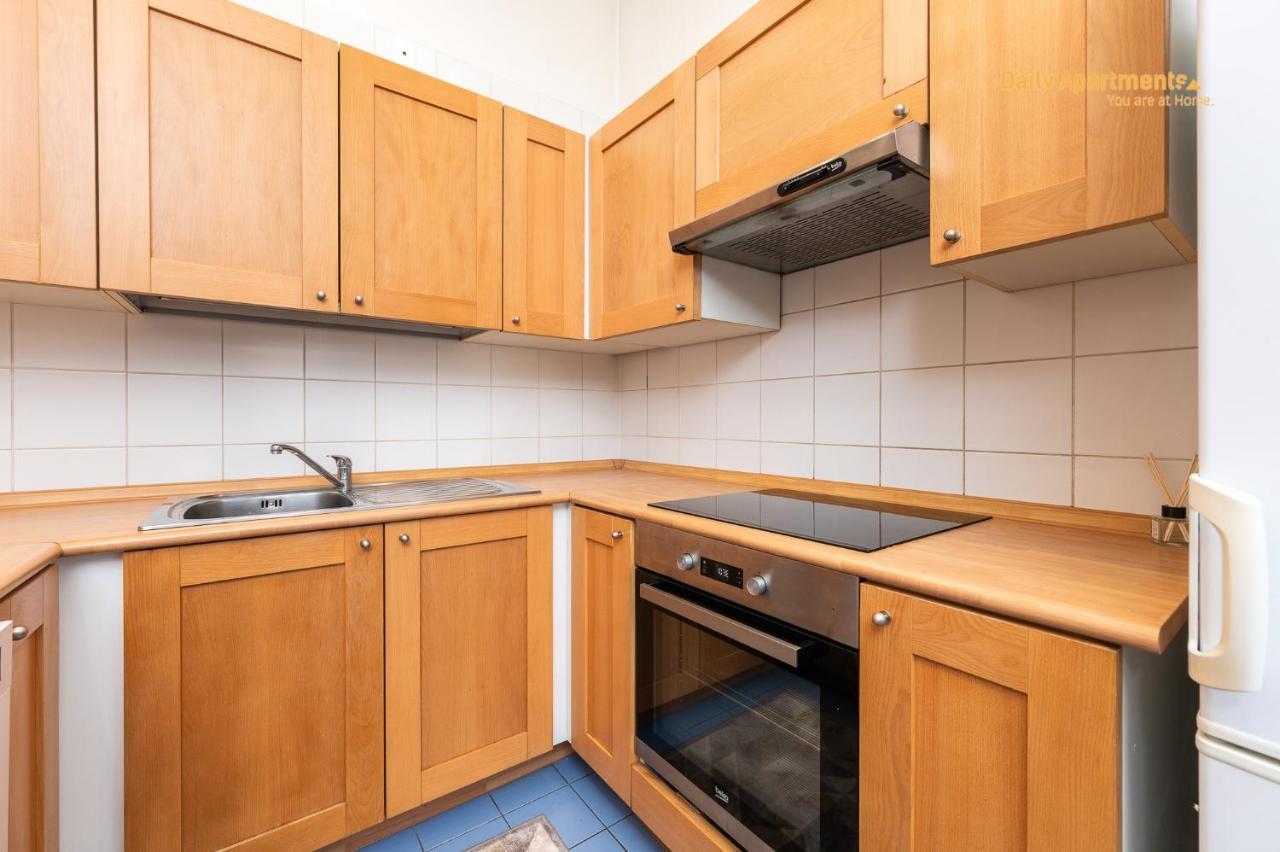 Daily Apartments - Apartment With Bath Talin Exterior foto